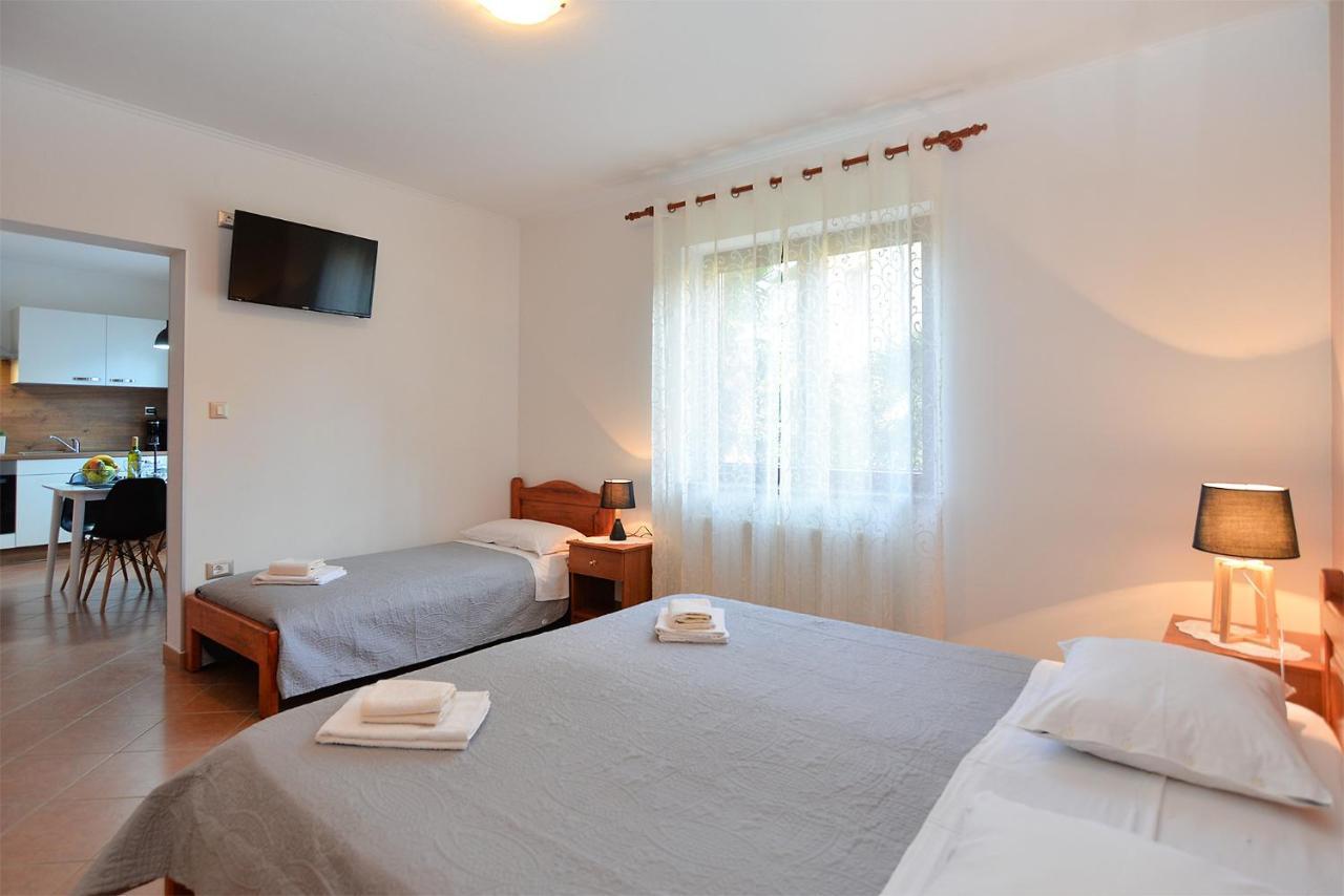 Apartments Marija 1089 Poreč Exterior foto