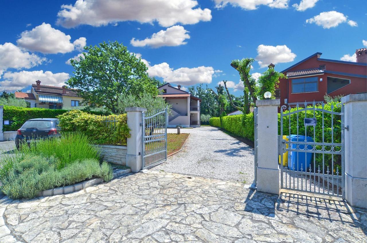 Apartments Marija 1089 Poreč Exterior foto